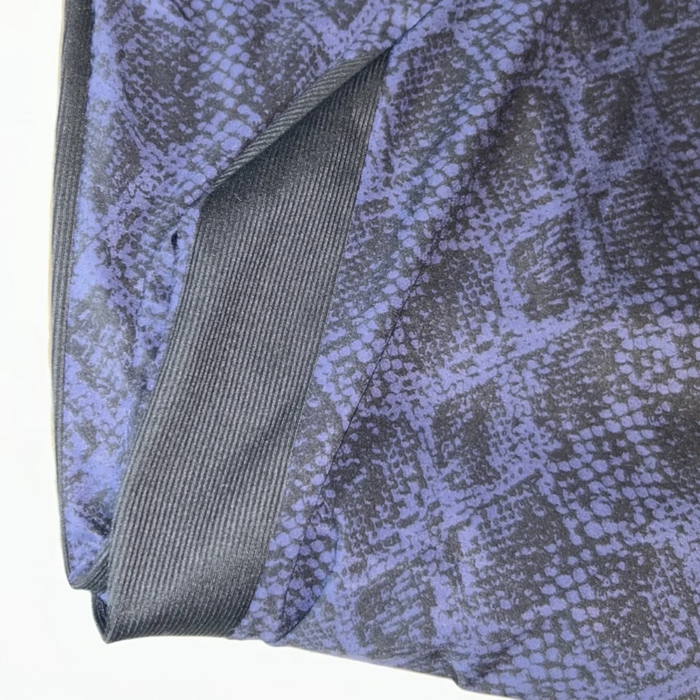 ATHLETA: Brooklyn jogger blue snake print - Picture 2 of 11